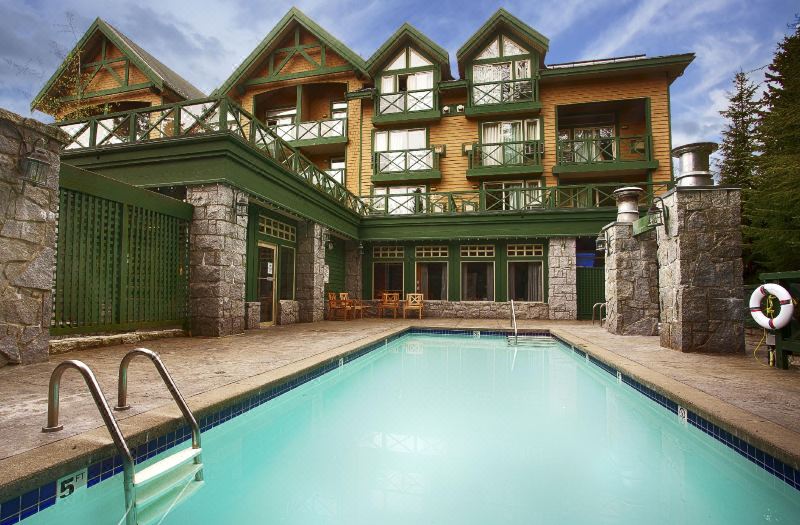 Pinnacle Hotel Whistler photo 2