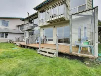 Sanderling Sea Cottages, Unit 3 w/ Private Balcony Hotels in Waldport