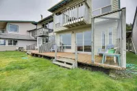 Sanderling Sea Cottages, Unit 3 w/ Private Balcony