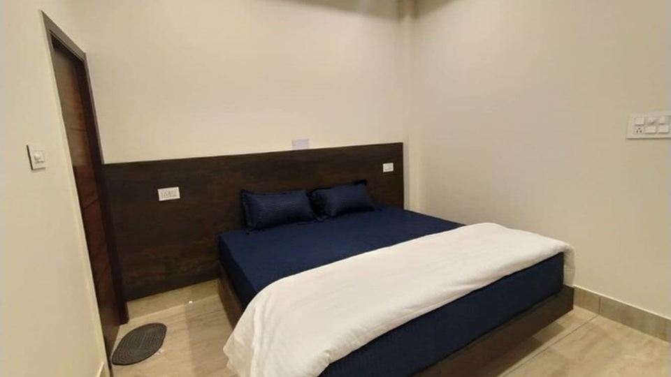 MI Rooms
