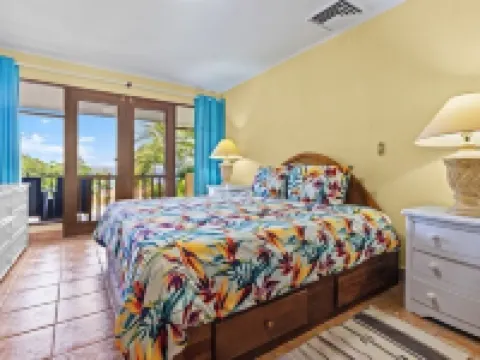 Bahia Pez Vela Resort Hotels in Coco