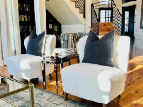2 Homes On 1 Lot Sleeps 14 / McGregor Retreat Hotels in McGregor