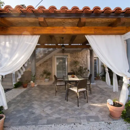 Apartment Kameni Dvori
