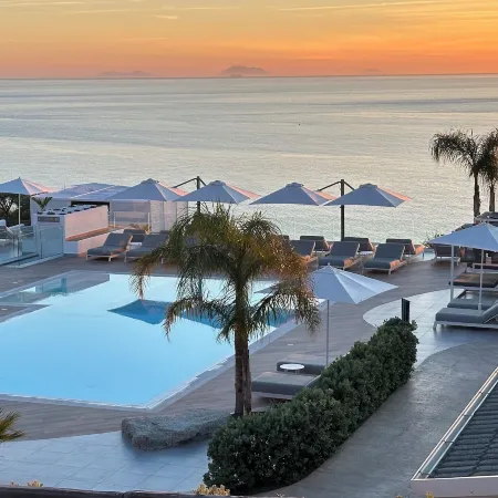 Midenza Seaside & Nature Retreat