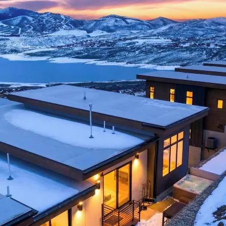 Apex Ridge Retreat by Avantstay Private Hot Tub + Fireplace + Mountain Views + Near Deer Valley East Отели в г. Хайдеаут