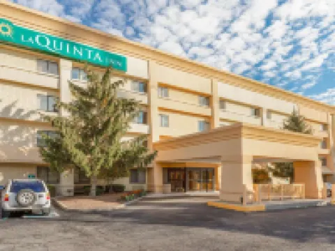 Norwood Inn & Suites Indianapolis Hotels in Indianapolis