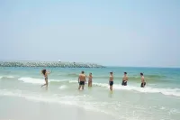 Ajman Beach Hotel - Merinäköala