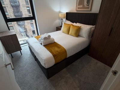 Berkeley Square Apartments