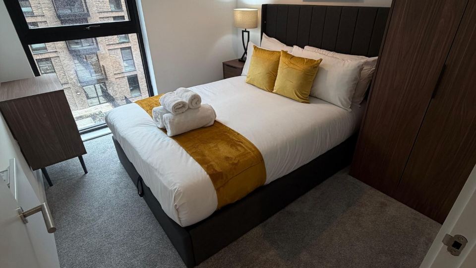 Berkeley Square Apartments