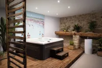 Hôtel de Castigno - Wine Hotel & Resort - ที่มีสปา