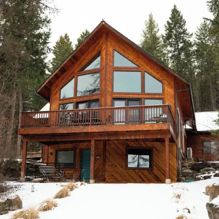 Cathedral in the Pines Near Flathead Lake, 3000 Sq Ft