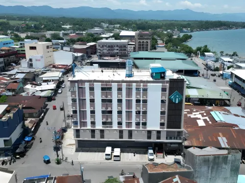 Fan's Hotel Ormoc