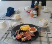 Shalom Hotel - breakfast