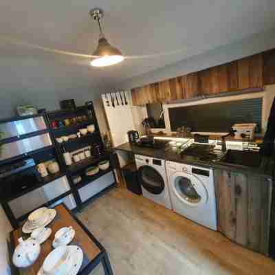 Luxury Smart Windsor London Parking Others