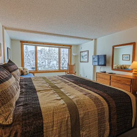 Summit House 2 Bed 2 Bath B