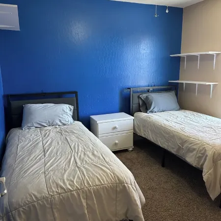 Spacious 4-bedroom house in charming Hobbs with AC, WiFi