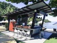 โรงแรมเมอร์เคียว เกาะช้าง ไฮด์อเวย์ - ที่มีบาร์