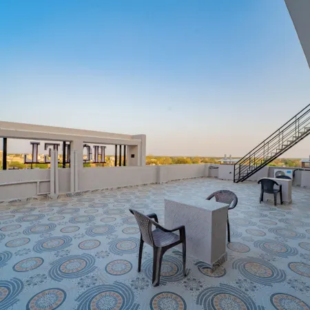 Hotel Galaxy 700
