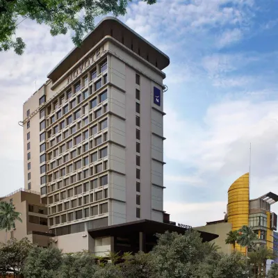 Novotel Pekanbaru Hoteles cerca de Centro Comercial Ciputra Seraya