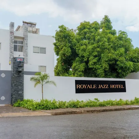 Royale Jazz Hotel