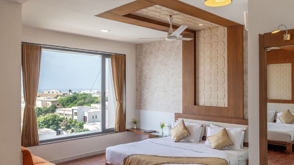 Manek the Ocean View