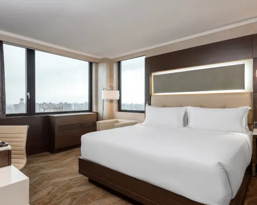 Holiday Inn BROOKLYN DOWNTOWN by IHG Hotels near Junior's Cheesecake
