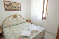 Holiday House with Panoramic View, Balcony, Wifi, and Near the Sea