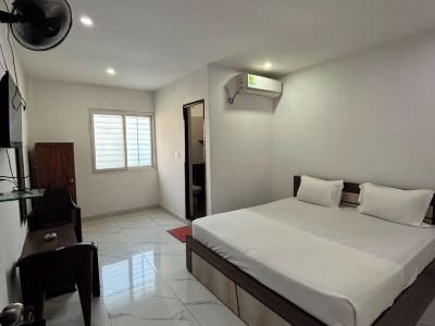 SLV ROYAL RESIDENCY HOTEL