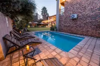 Alveston Manor Hotel - Pools
