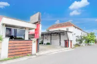 Hotel O near Plaza Ambarrukmo Yogyakarta formerly Wisma Arya 2 - 2-Star