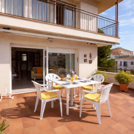Duplex con zona comunitaria ideal familias Coral