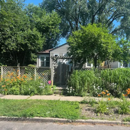 2-bedroom vacation home just 16 minutes to MSP airport.