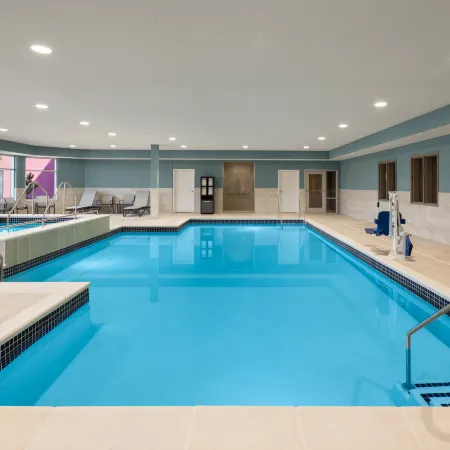 Holiday Inn Express & Suites Anchorage - Midtown by IHG