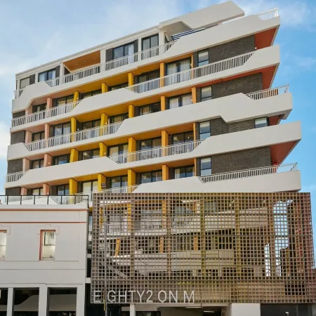 Eighty2 on M - Fluent Luxury Serviced Apartments Отели рядом с достопримечательностью «Три-Эркор-Бэй»