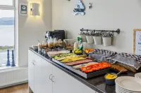 Hotel West - breakfast