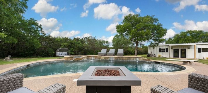 50 Acre Countryside Haven W/ Hiking Trails, Arcade & Pool by RedAwning Hotels in Somervell County