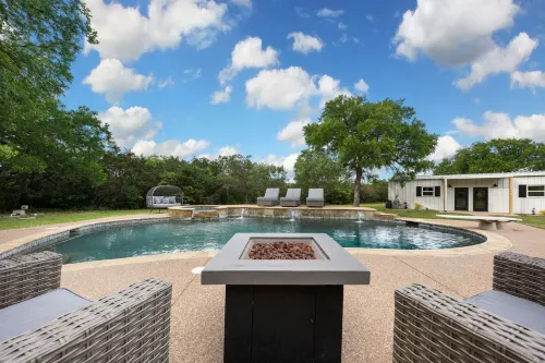 50 Acre Countryside Haven W/ Hiking Trails, Arcade & Pool by RedAwning - Pools