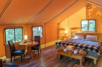 Dominion Hill Country Inn - Inns