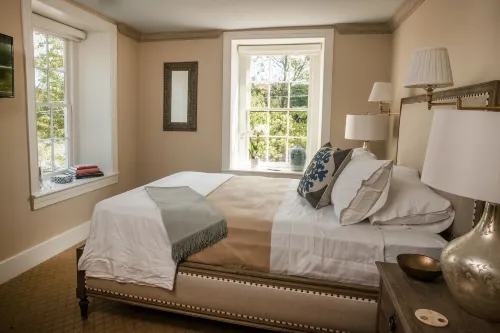 Golden Pheasant Inn - Inns