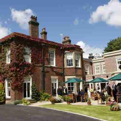 Farington Lodge Hotel Hotel Exterior