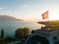 Fairmont Le Montreux Palace - Mountain view