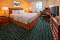 Fairfield Inn & Suites Williamsburg - Parkplatz
