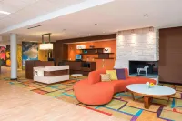 Fairfield Inn & Suites Fredericksburg - parking