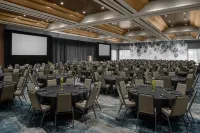 Homewood Suites by Hilton Grand Prairie at EpicCentral - Parkplatz