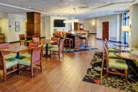 Hampton Inn Elizabeth City - parking