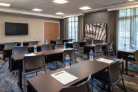 Fairfield Inn & Suites Pensacola Pine Forest - Parking