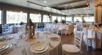 Holiday Inn MILWAUKEE RIVERFRONT by IHG - Kitchens