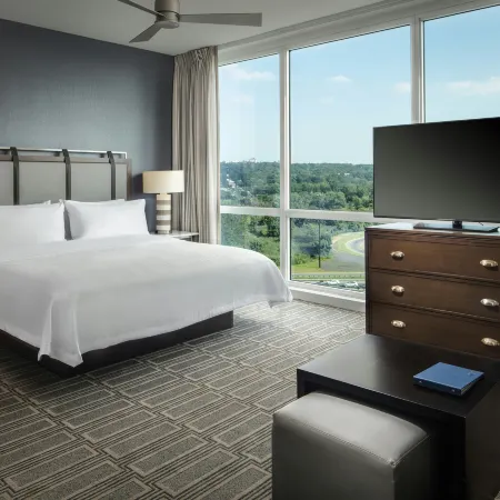 Homewood Suites by Hilton Teaneck Glenpointe