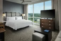 Homewood Suites by Hilton Teaneck Glenpointe - parking