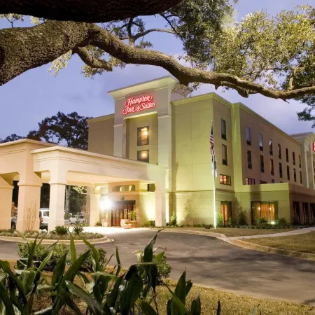 Hampton Inn & Suites by Hilton Mobile Airport University Area
